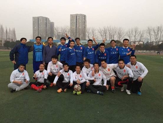 2015足球開(kāi)年賽.jpg